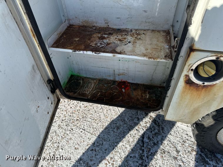 image for item DN0941 2011 Chevrolet Silverado 1500 utility bed pickup truck