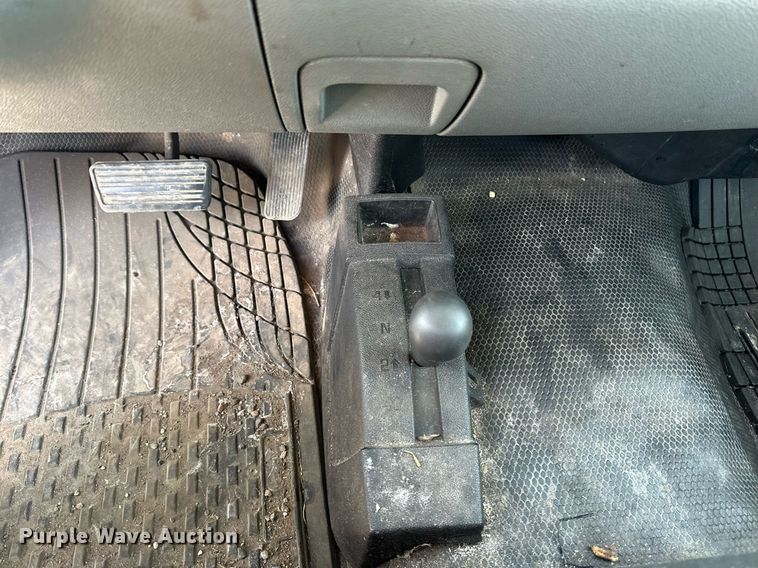 image for item DN0941 2011 Chevrolet Silverado 1500 utility bed pickup truck