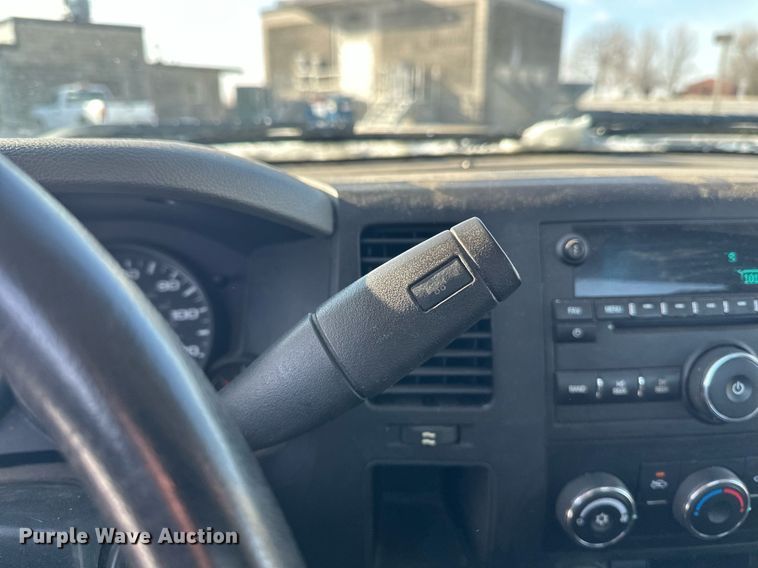 image for item DN0941 2011 Chevrolet Silverado 1500 utility bed pickup truck