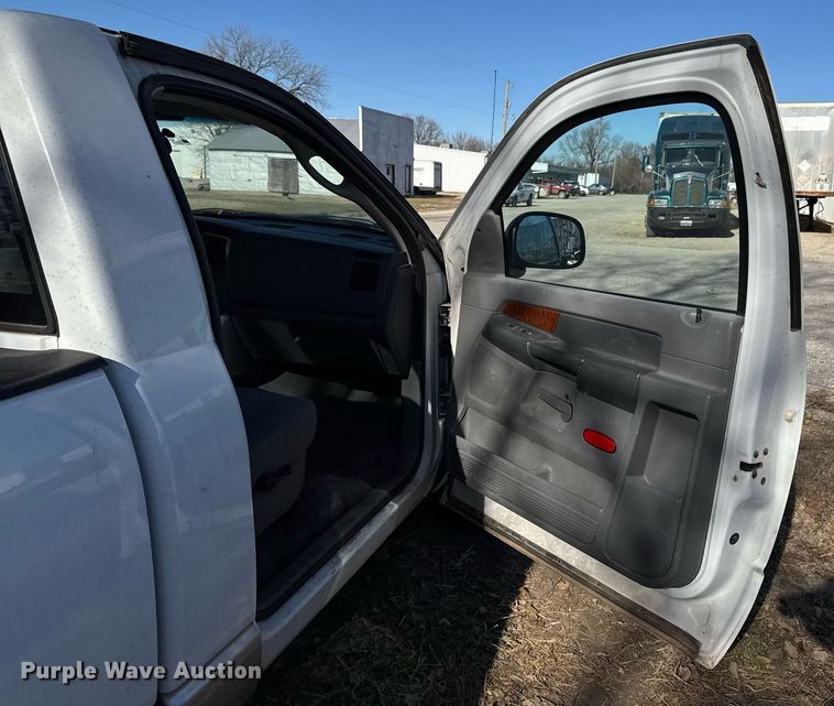 image for item DO0048 2006 Dodge Ram 1500 pickup truck