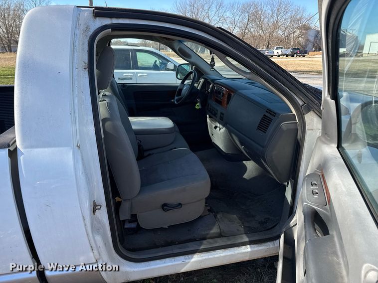 image for item DO0048 2006 Dodge Ram 1500 pickup truck