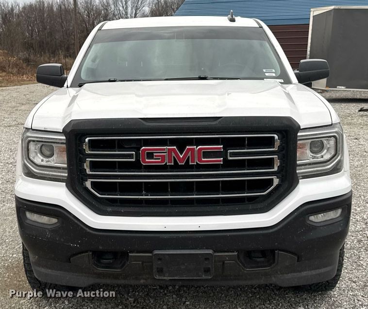 image for item DO0210 2017 GMC Sierra 1500 Crew Cab pickup truck