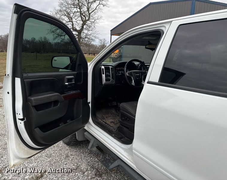 image for item DO0210 2017 GMC Sierra 1500 Crew Cab pickup truck