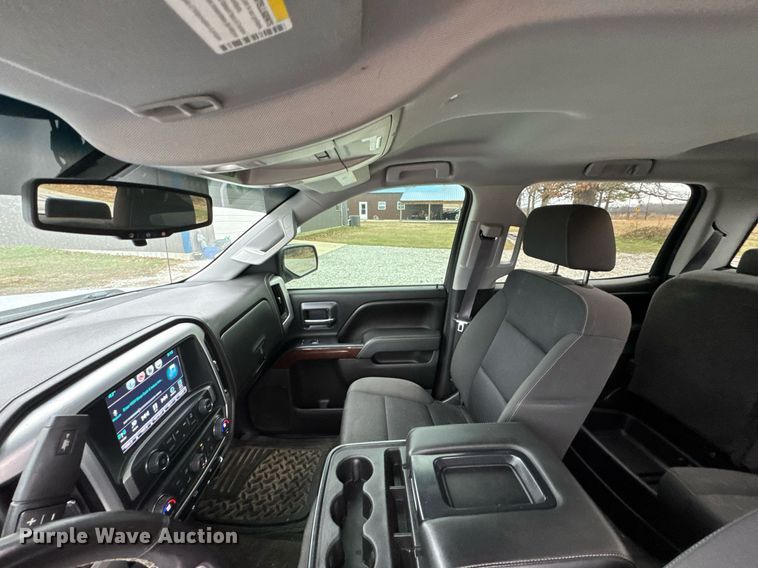 image for item DO0210 2017 GMC Sierra 1500 Crew Cab pickup truck