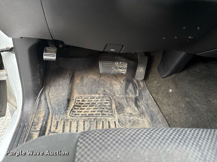 image for item DO0210 2017 GMC Sierra 1500 Crew Cab pickup truck