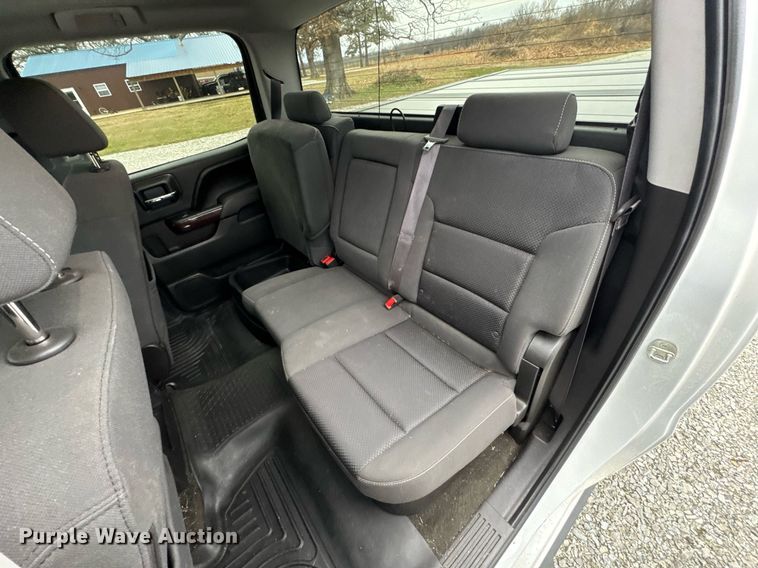 image for item DO0210 2017 GMC Sierra 1500 Crew Cab pickup truck