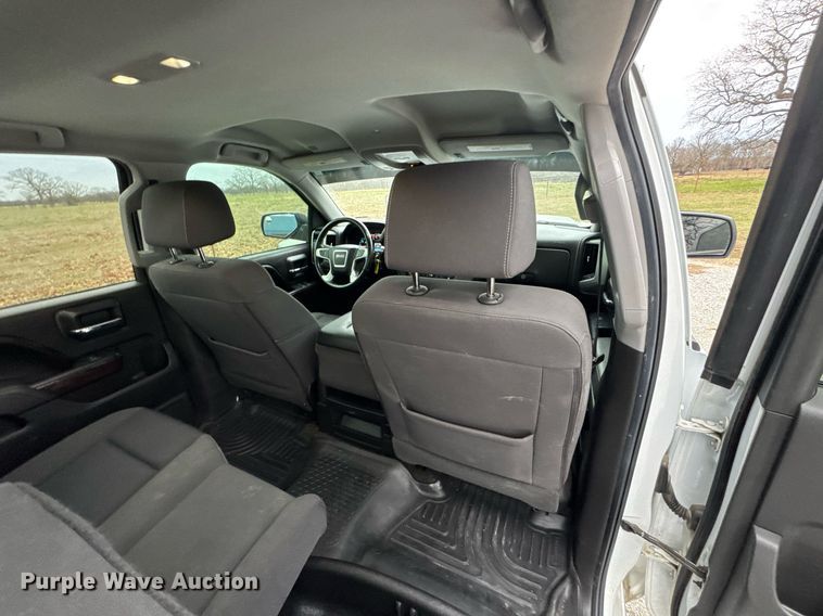 image for item DO0210 2017 GMC Sierra 1500 Crew Cab pickup truck