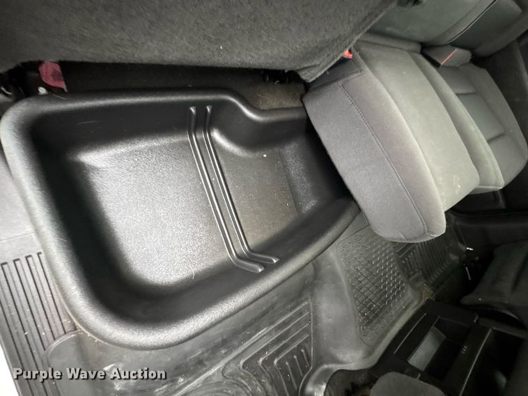 image for item DO0210 2017 GMC Sierra 1500 Crew Cab pickup truck