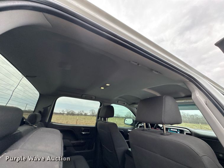 image for item DO0210 2017 GMC Sierra 1500 Crew Cab pickup truck