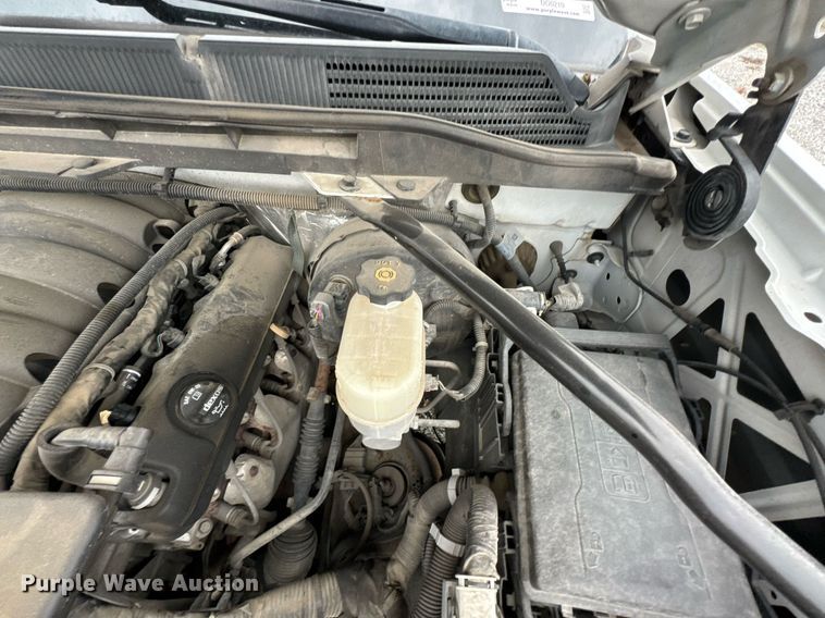 image for item DO0210 2017 GMC Sierra 1500 Crew Cab pickup truck