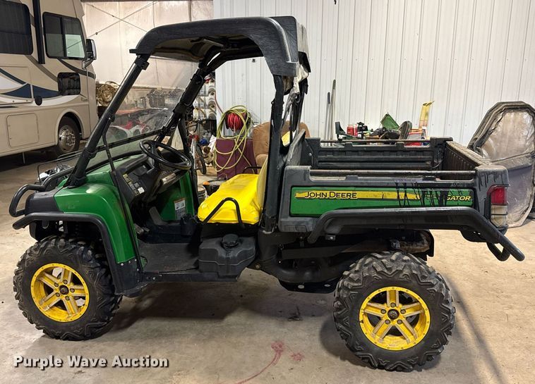 image for item DO0225 2013 John Deere Gator 825 utility vehicle