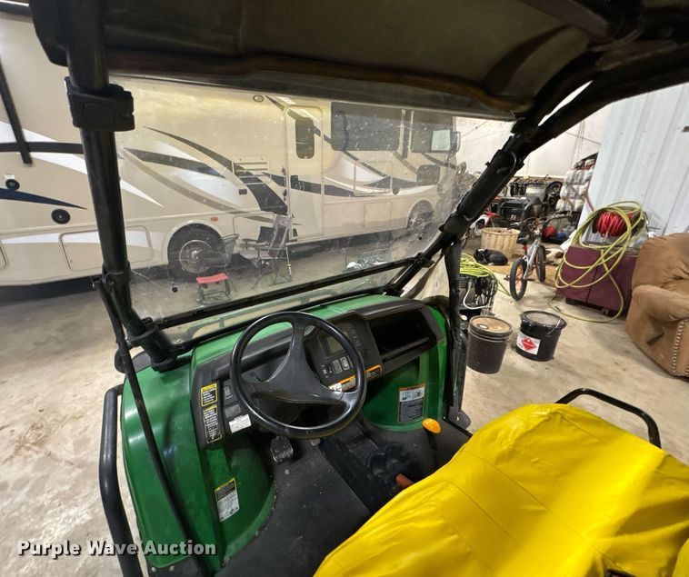image for item DO0225 2013 John Deere Gator 825 utility vehicle