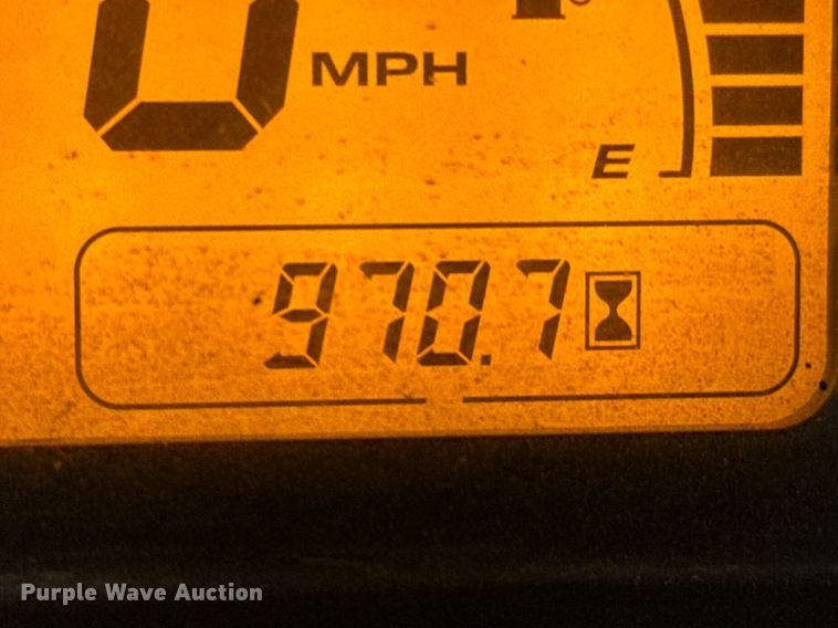 image for item DO0225 2013 John Deere Gator 825 utility vehicle