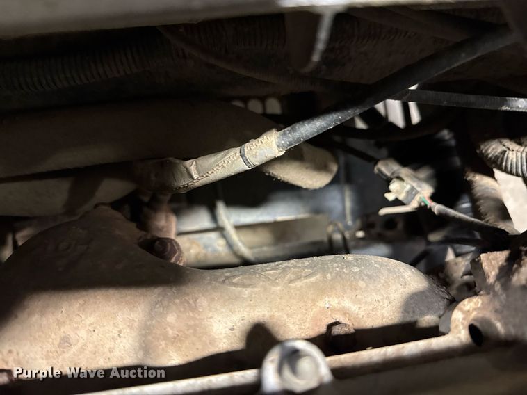 image for item DO0225 2013 John Deere Gator 825 utility vehicle