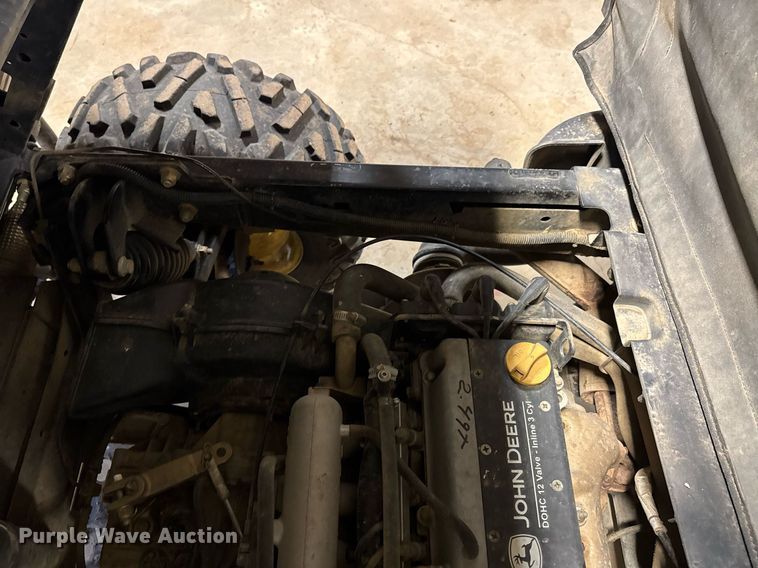 image for item DO0225 2013 John Deere Gator 825 utility vehicle