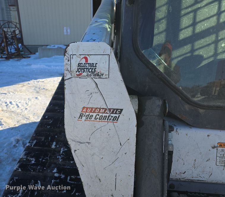 image for item DO7738 2020 Bobcat T870 tracked skid steer loader