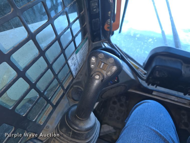 image for item DO7738 2020 Bobcat T870 tracked skid steer loader