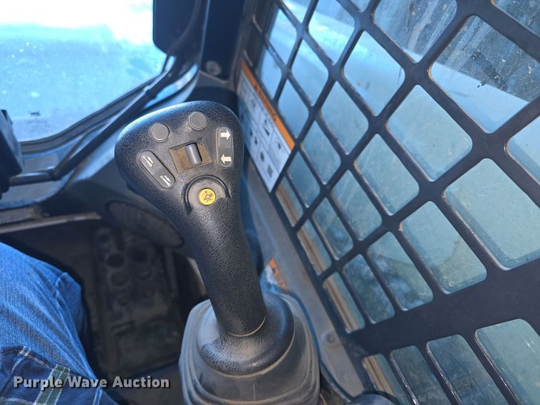 image for item DO7738 2020 Bobcat T870 tracked skid steer loader