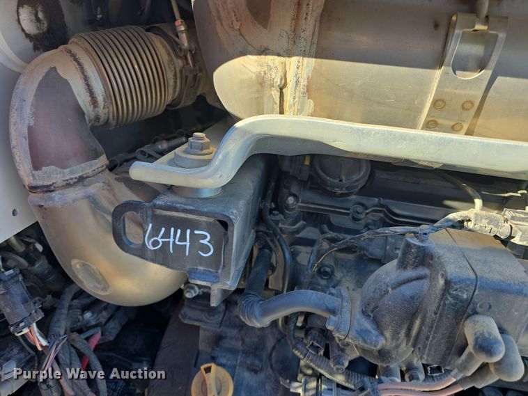 image for item DO7738 2020 Bobcat T870 tracked skid steer loader