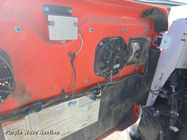 image for item DO7738 2020 Bobcat T870 tracked skid steer loader