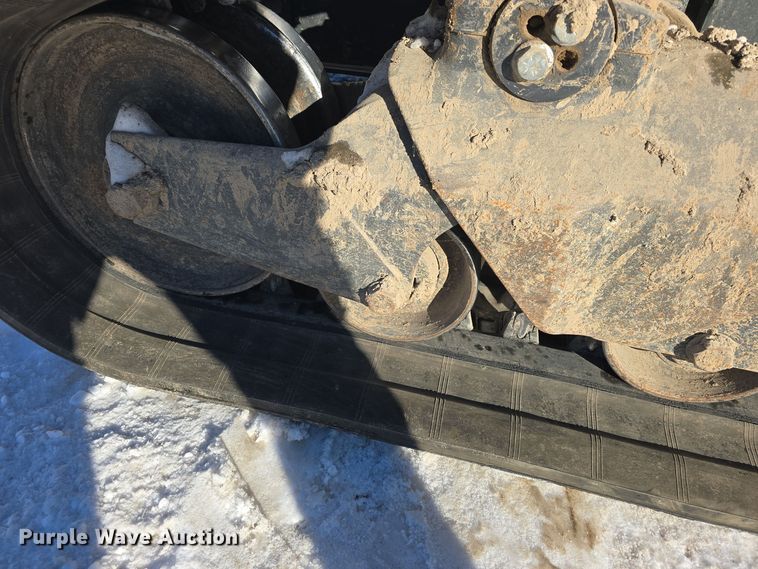 image for item DO7738 2020 Bobcat T870 tracked skid steer loader