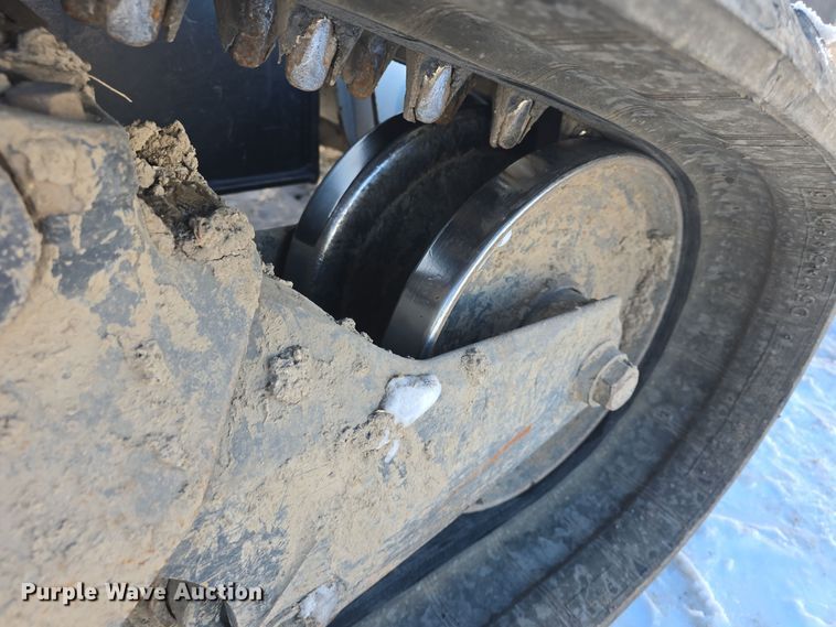 image for item DO7738 2020 Bobcat T870 tracked skid steer loader