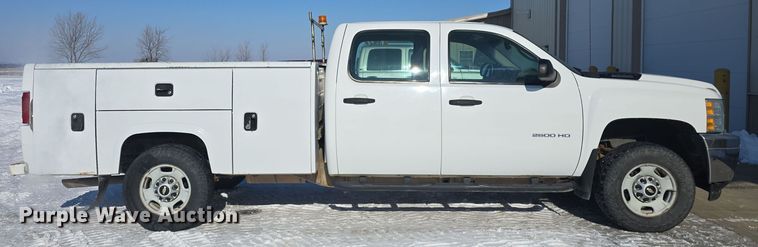 image for item DQ5370 2012 Chevrolet Silverado 2500HD Crew Cab utility bed pickup truck