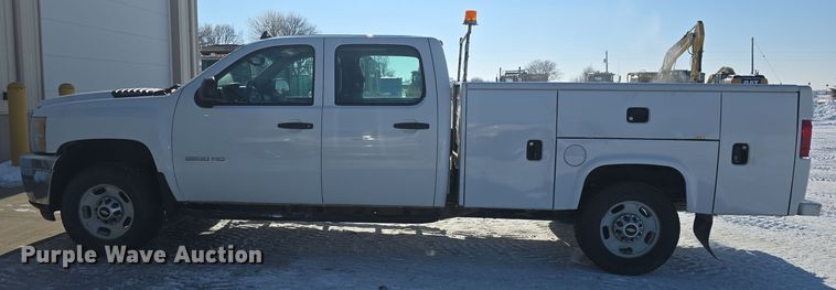 image for item DQ5370 2012 Chevrolet Silverado 2500HD Crew Cab utility bed pickup truck