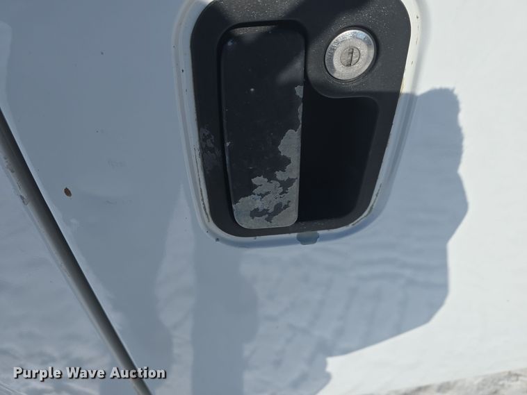 image for item DQ5370 2012 Chevrolet Silverado 2500HD Crew Cab utility bed pickup truck