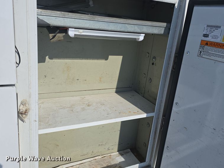 image for item DQ5370 2012 Chevrolet Silverado 2500HD Crew Cab utility bed pickup truck