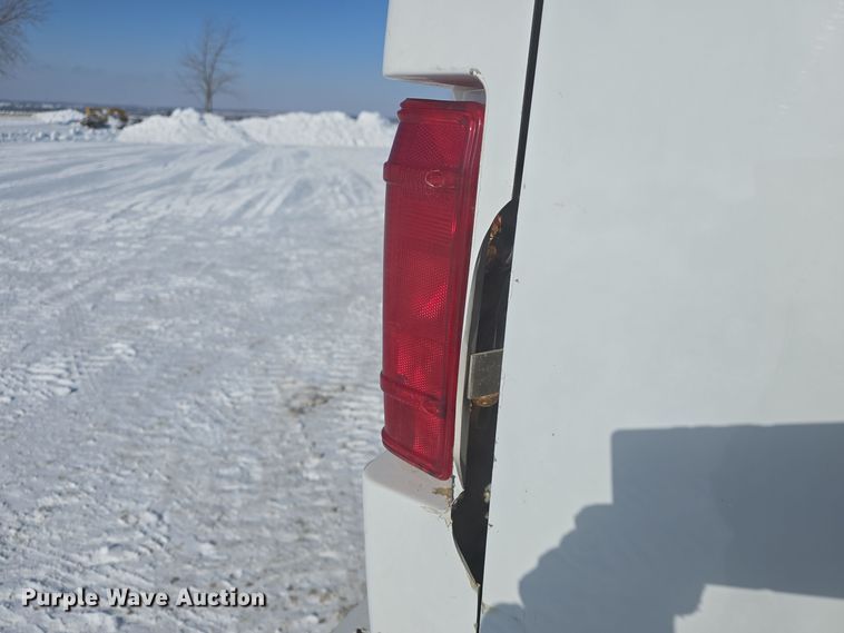 image for item DQ5370 2012 Chevrolet Silverado 2500HD Crew Cab utility bed pickup truck