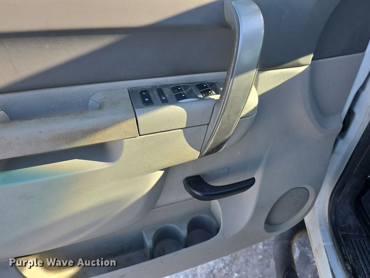 image for item DQ5370 2012 Chevrolet Silverado 2500HD Crew Cab utility bed pickup truck