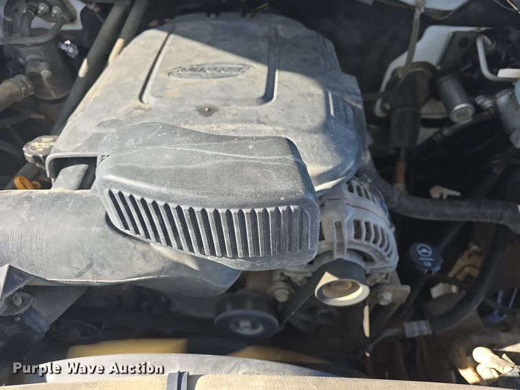 image for item DQ5370 2012 Chevrolet Silverado 2500HD Crew Cab utility bed pickup truck