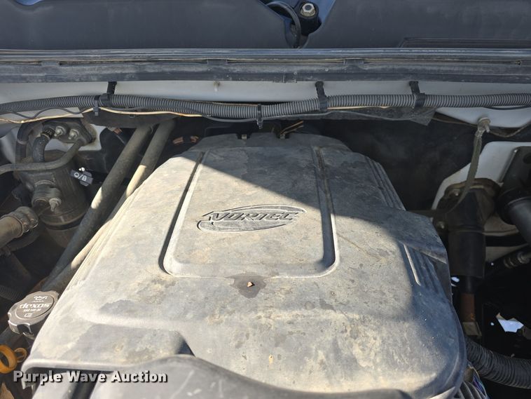 image for item DQ5370 2012 Chevrolet Silverado 2500HD Crew Cab utility bed pickup truck