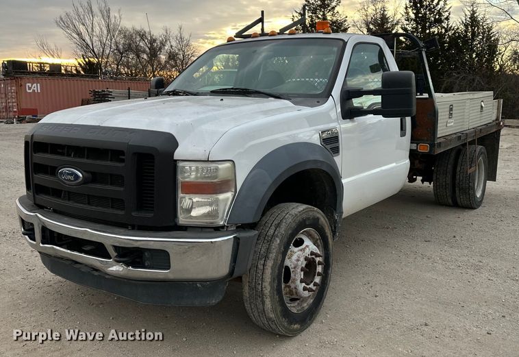 image for item DQ6488 2008 Ford F450 flatbed truck