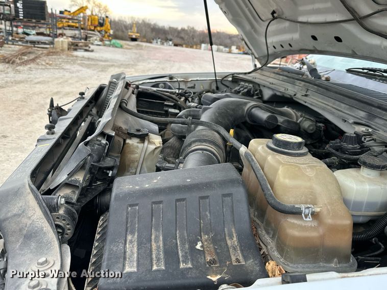 image for item DQ6488 2008 Ford F450 flatbed truck