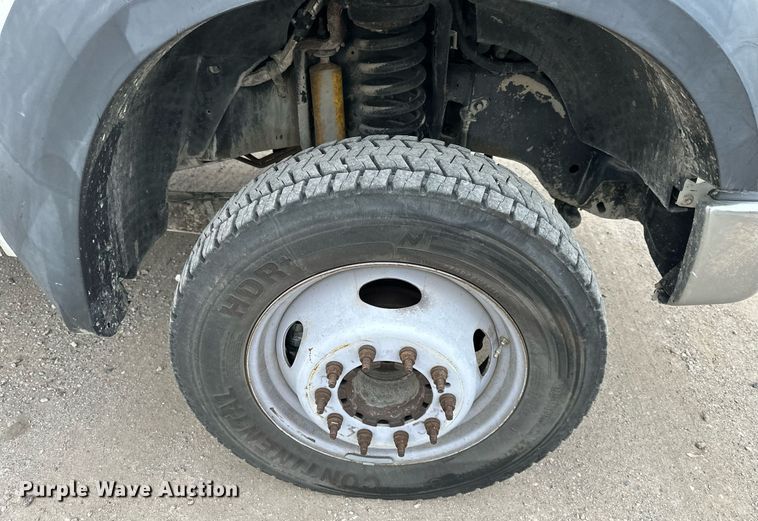 image for item DQ6489 2008 Ford F450 Super Duty flatbed truck