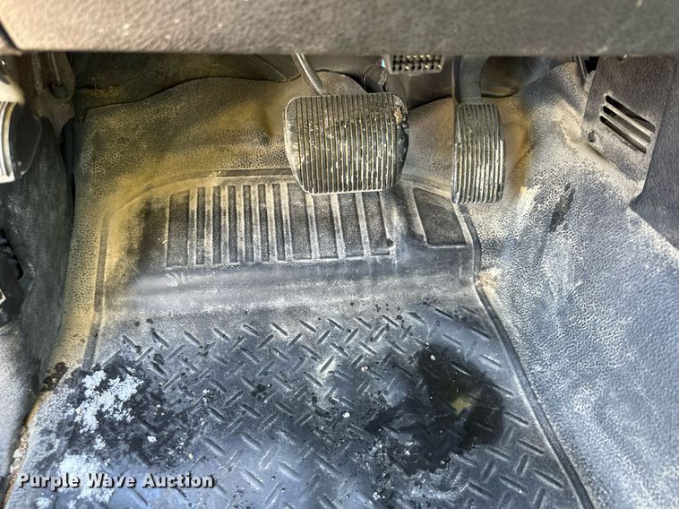 image for item DQ6570 2011 Ford F150 pickup truck