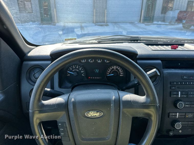 image for item DQ6570 2011 Ford F150 pickup truck