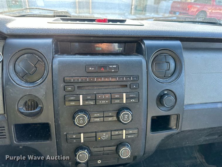 image for item DQ6570 2011 Ford F150 pickup truck