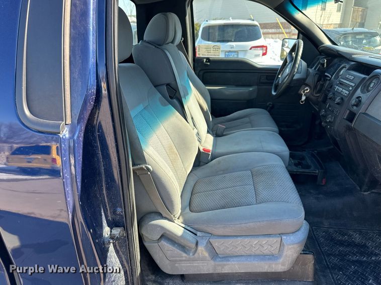 image for item DQ6570 2011 Ford F150 pickup truck