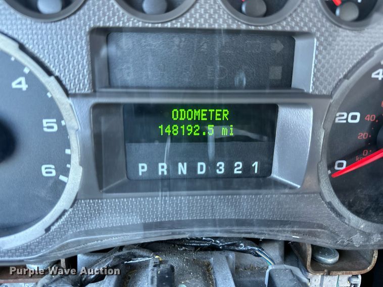 image for item DS3217 2008 Ford F250 Super Duty XLT Crew Cab pickup truck