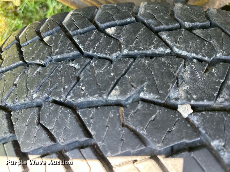 image for item DS3217 2008 Ford F250 Super Duty XLT Crew Cab pickup truck