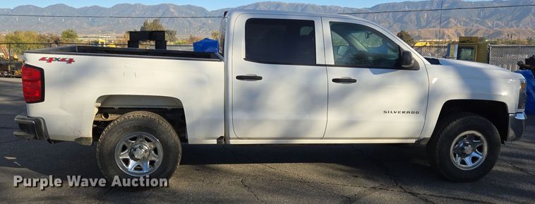image for item DT5368 2017 Chevrolet Silverado 1500 Crew Cab pickup truck