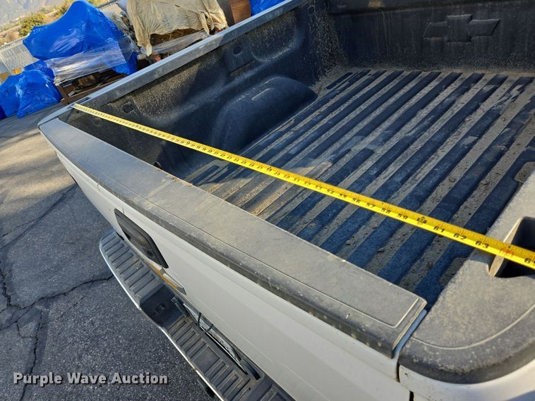 image for item DT5368 2017 Chevrolet Silverado 1500 Crew Cab pickup truck