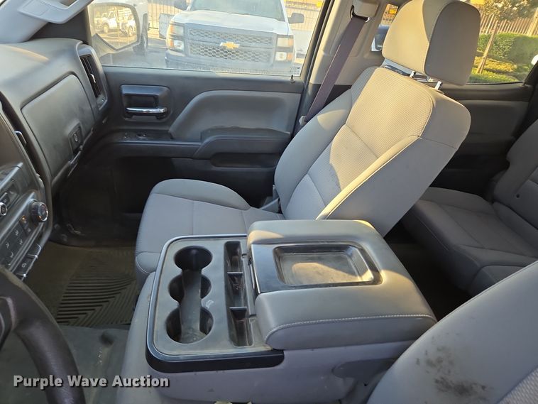 image for item DT5368 2017 Chevrolet Silverado 1500 Crew Cab pickup truck