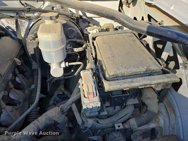 image for item DT5368 2017 Chevrolet Silverado 1500 Crew Cab pickup truck