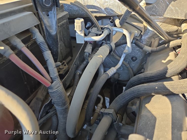 image for item DT5368 2017 Chevrolet Silverado 1500 Crew Cab pickup truck