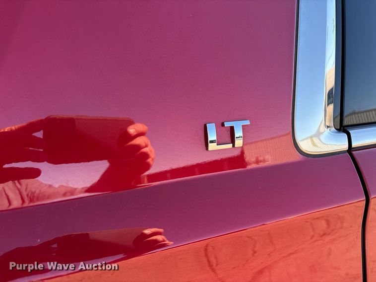 image for item DT5460 2015 Chevrolet Suburban LT SUV