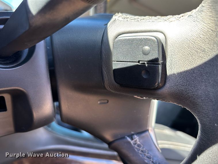 image for item DT5460 2015 Chevrolet Suburban LT SUV